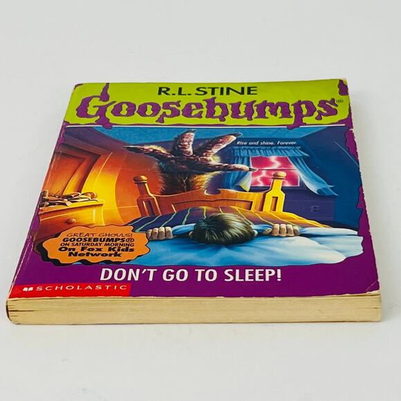 Goosebumps Ser. #54: Don't Go To Sleep! Paperback Book by R. L. Stine 1997 - Picture 5 of 7